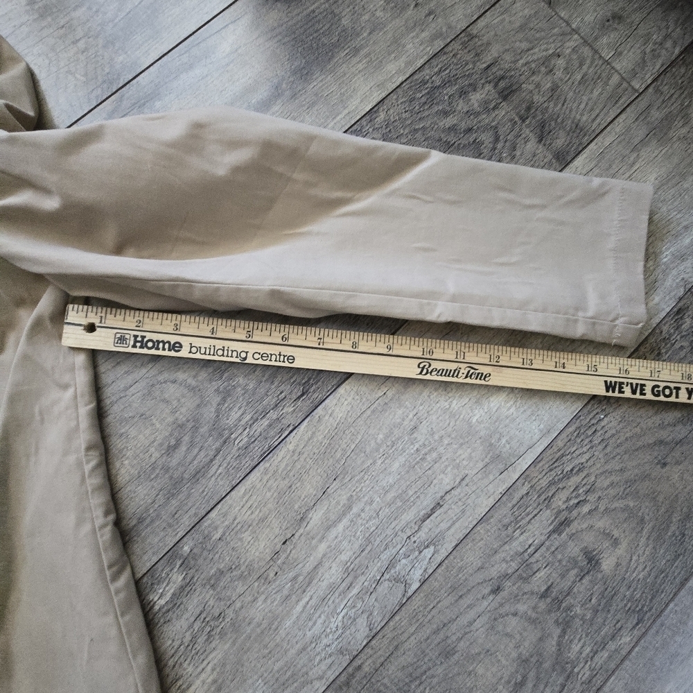 Old Navy Tan Medium Womens Trench Coat, Excellent Condition - Picture 4 of 10